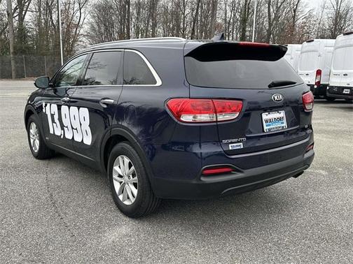 2018 Kia Sorento LX