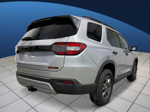 2025 Honda Pilot TrailSport AWD