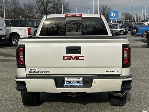 2018 GMC Sierra 1500 Denali