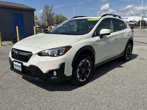 Crystal White Pearl 2023 Subaru Crosstrek Premium