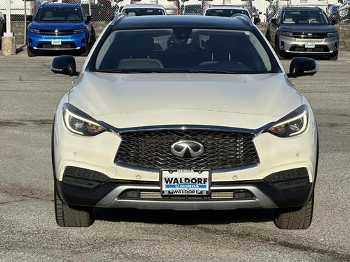 2019 INFINITI QX30 Luxe