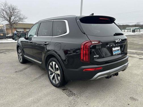 2022 Kia Telluride S