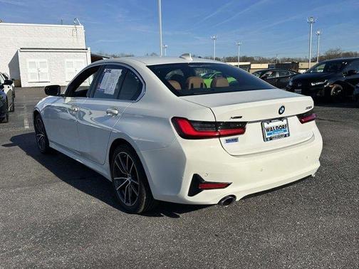 2021 BMW 330 i xDrive