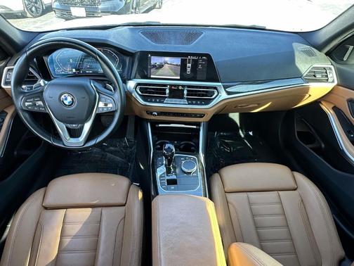 2021 BMW 330 i xDrive