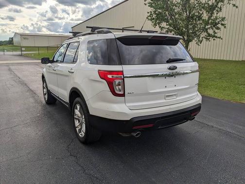 Oxford White 2013 Ford Explorer XLT