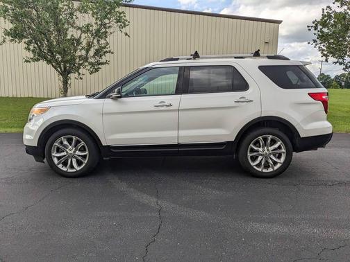 Oxford White 2013 Ford Explorer XLT