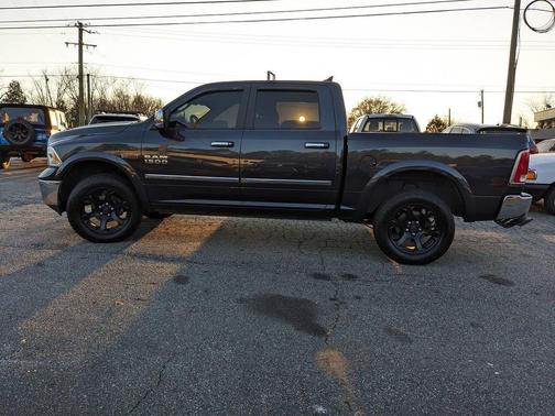 2015 RAM 1500 Laramie