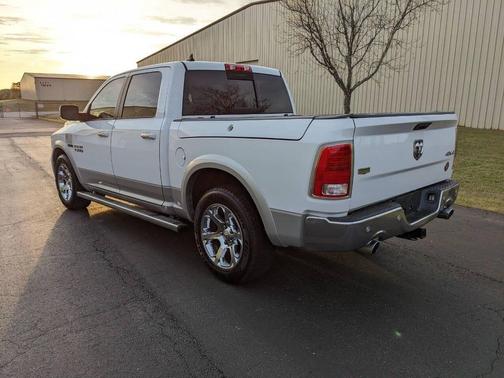 2016 RAM 1500 Laramie