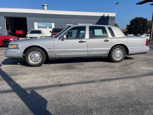 1996 Lincoln Town Car Cartier
