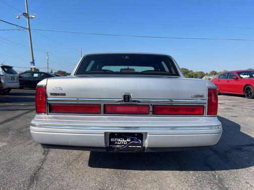 1996 Lincoln Town Car Cartier