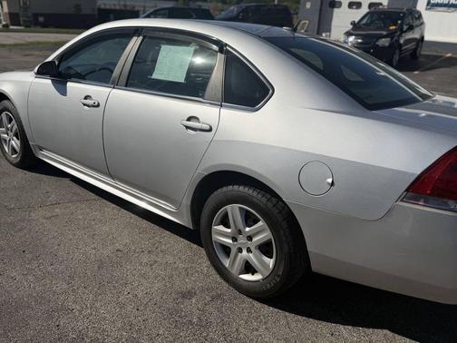 Silver Ice Metallic 2010 Chevrolet Impala LS