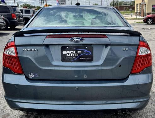Blue 2011 Ford Fusion SE
