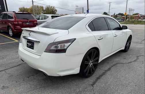 2014 Nissan Maxima SV