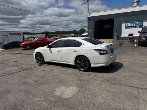 2014 Nissan Maxima SV