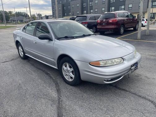 2003 Oldsmobile Alero GL1