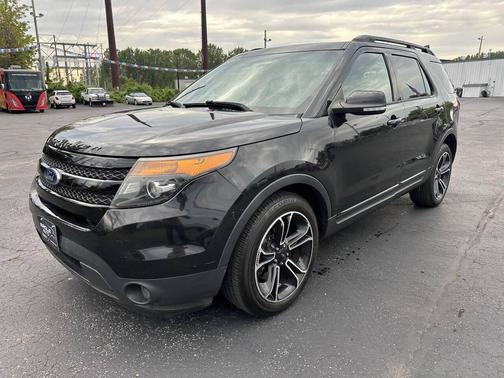 Tuxedo Black Metallic 2015 Ford Explorer Sport