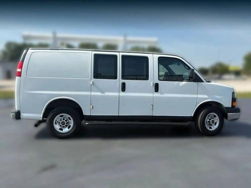 2014 GMC Savana 2500 Work Van