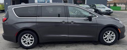2017 Chrysler Pacifica Touring