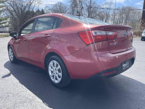 Maroon 2012 Kia Rio LX