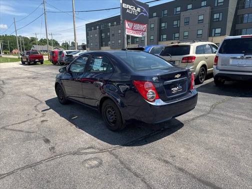 2015 Chevrolet Sonic LS