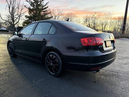 2014 Volkswagen Jetta Auto SE