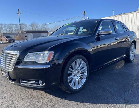 2011 Chrysler 300C Base