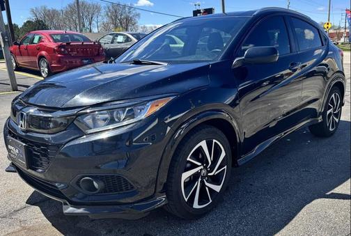 Crystal Black Pearl 2020 Honda HR-V 2WD Sport