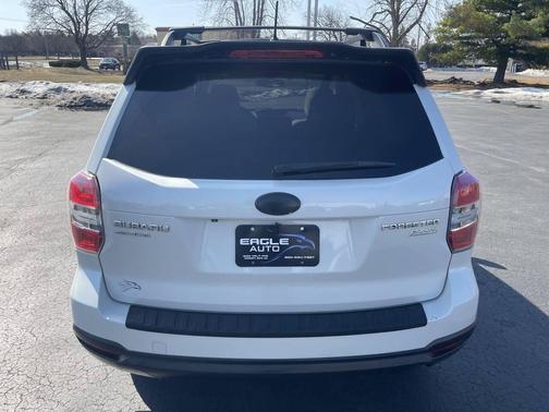Satin White Pearl 2015 Subaru Forester 2.5i Premium