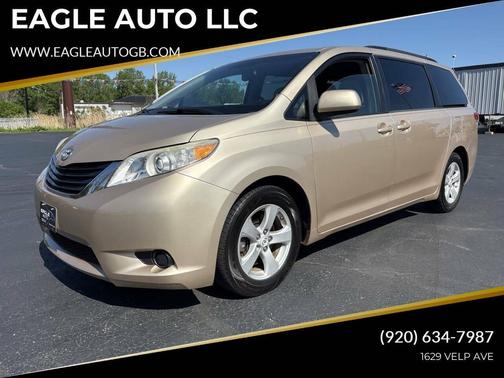 Sandy Beach Metallic 2011 Toyota Sienna LE