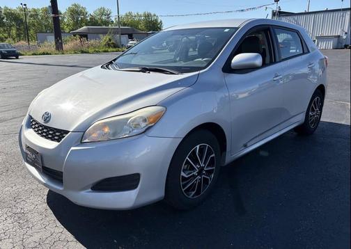 Classic Silver Metallic 2012 Toyota Matrix L