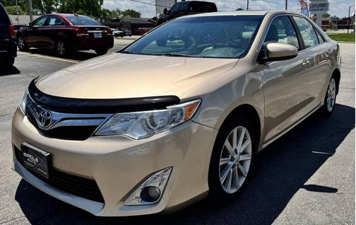 Sandy Beach Metallic 2012 Toyota Camry XLE