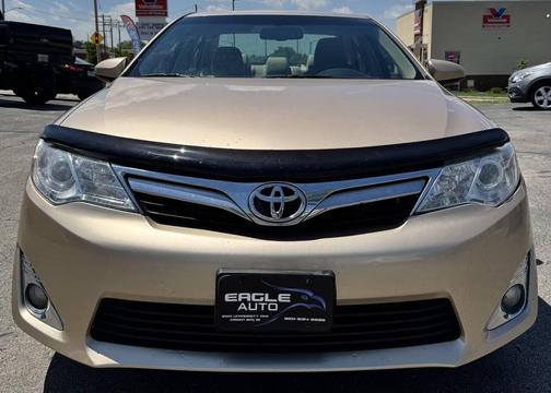 Sandy Beach Metallic 2012 Toyota Camry XLE