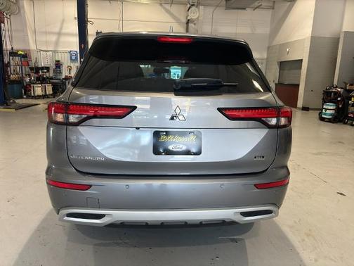 2022 Mitsubishi Outlander SEL SPECIAL EDITION