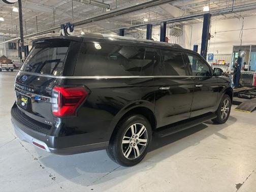 AGATE BLACK METALLIC 2024 Ford Expedition LIMITED