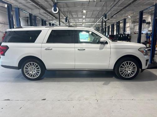 OXFORD WHITE 2024 Ford Expedition LIMITED