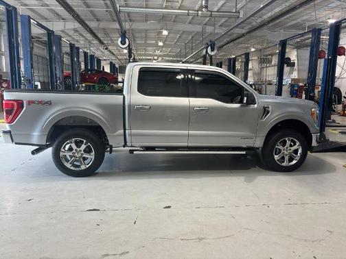 ICONIC SILVER METALLIC 2023 Ford F-150