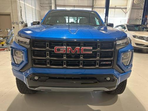 2023 GMC Canyon AT4X