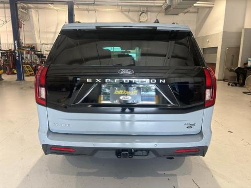 GLACIER GRAY METALLIC TC 2025 Ford Expedition ACTIVE
