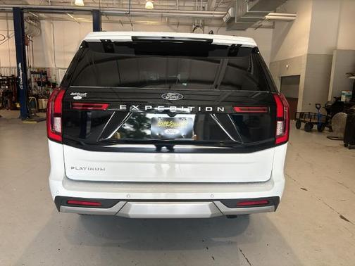 OXFORD WHITE 2025 Ford Expedition PLATINUM