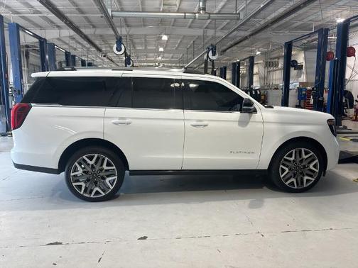 OXFORD WHITE 2025 Ford Expedition PLATINUM