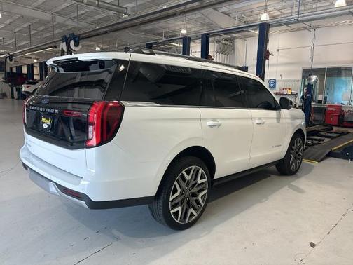 OXFORD WHITE 2025 Ford Expedition PLATINUM