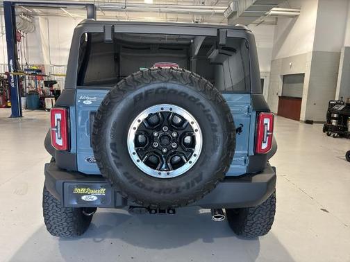 2022 Ford Bronco 