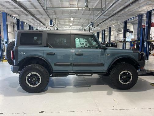 2022 Ford Bronco 