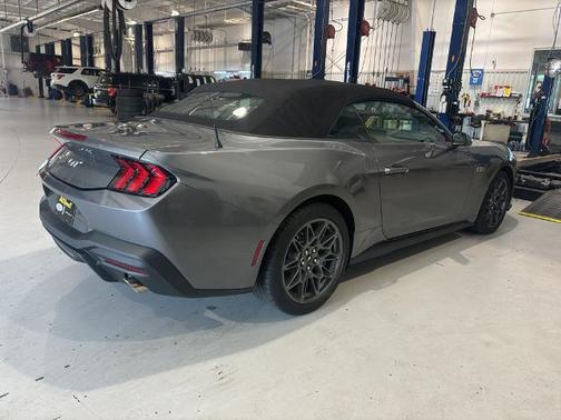 CARBONIZED GRAY METALLIC 2024 Ford Mustang GT PREMIUM