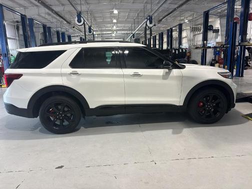 STAR WHITE MET TRI-COAT 2023 Ford Explorer ST
