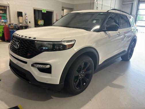 STAR WHITE MET TRI-COAT 2023 Ford Explorer ST
