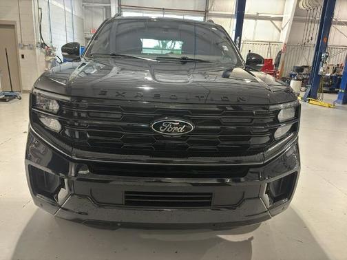 AGATE BLACK METALLIC 2025 Ford Expedition PLATINUM