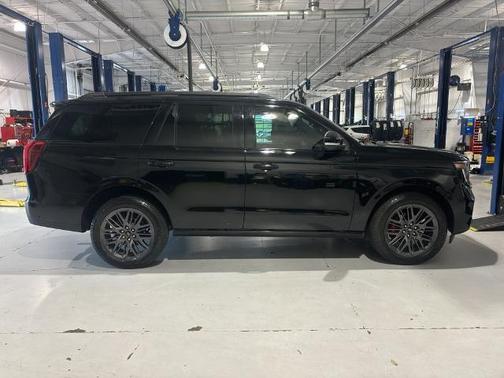 AGATE BLACK METALLIC 2025 Ford Expedition PLATINUM