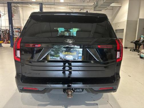 AGATE BLACK METALLIC 2025 Ford Expedition PLATINUM