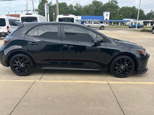 2022 Toyota Corolla SE NIGHTSHADE